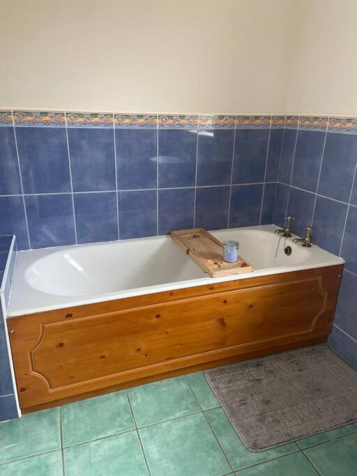 Whitepark Cottage - Your Home Away From Home Ballycastle Buitenkant foto
