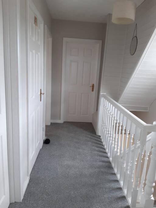 Whitepark Cottage - Your Home Away From Home Ballycastle Buitenkant foto