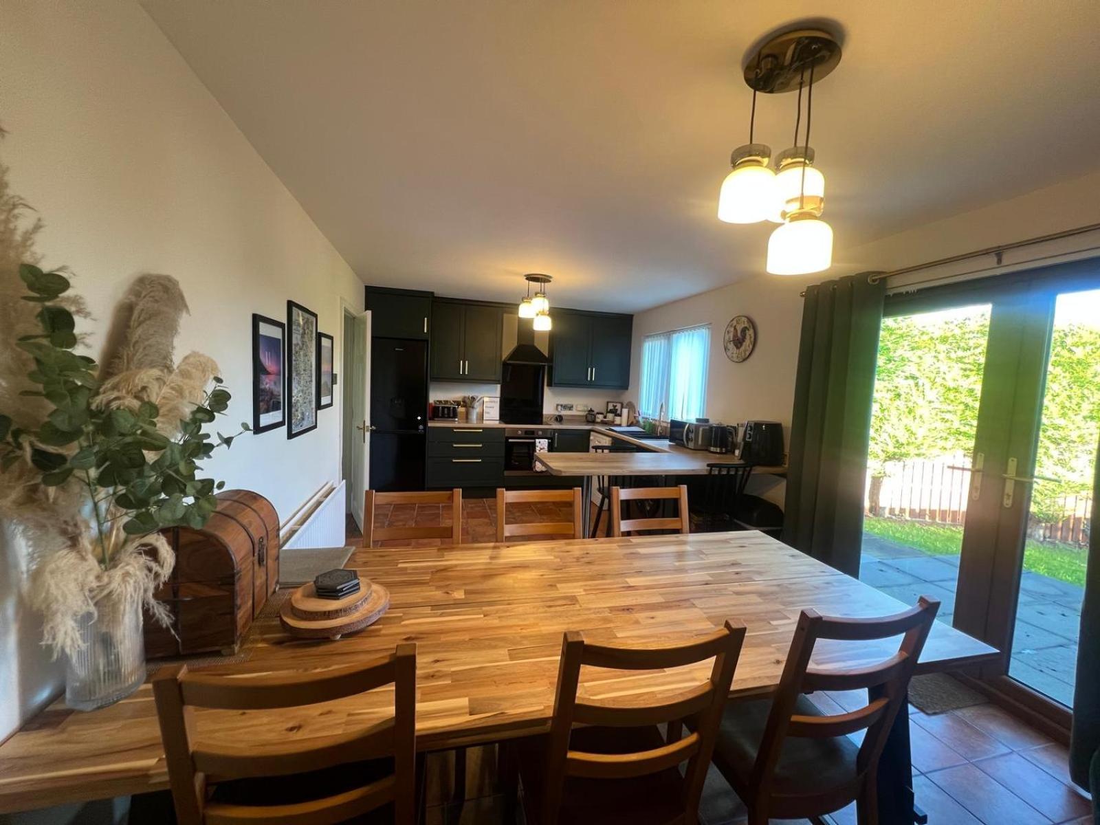 Whitepark Cottage - Your Home Away From Home Ballycastle Buitenkant foto